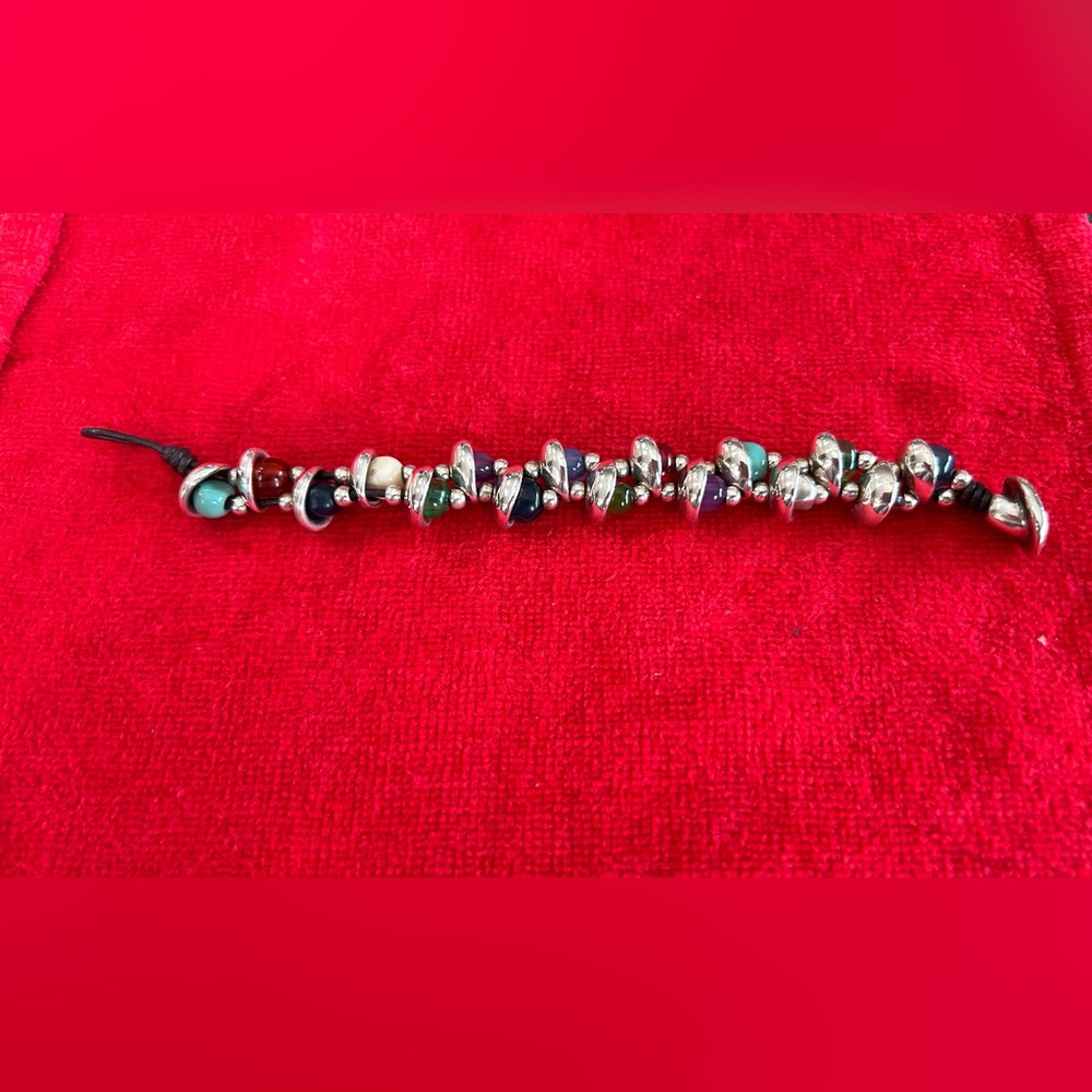 UNO de 50 Silver and Multicolor Murano Glass Beaded Bracelet - Picture 8 of 8